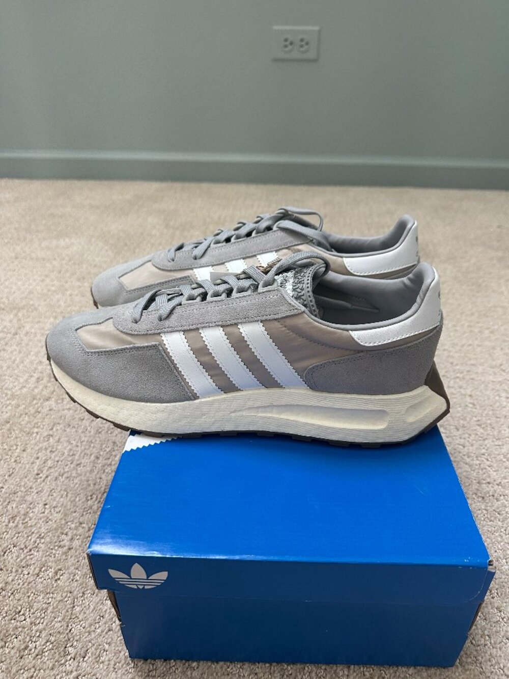Adidas Retropy E5 Gray/White Sneakers – Men's 11.5 – New in Box - Picture 1 of 6